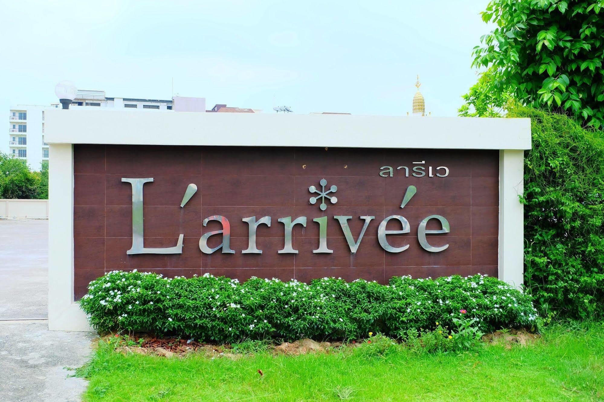 Hotel Larrivee Bang Bo Exterior foto